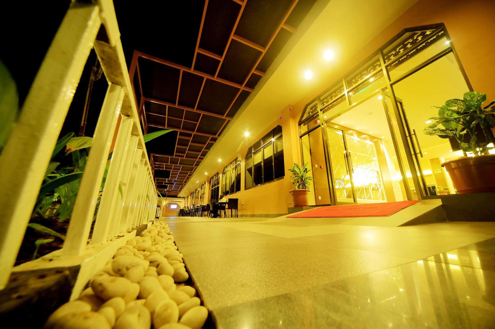 Hotel Africana Kampala Zewnętrze zdjęcie